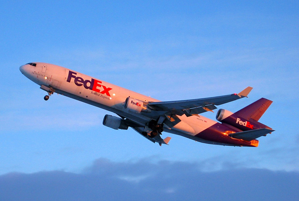 FedEx_MD11_departure_2.jpg